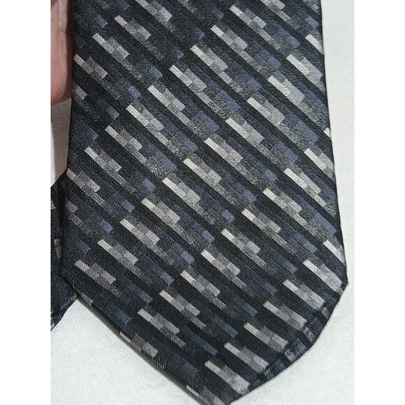 Palatina 100% Imported Silk/Gray Geometric Diagonal Print Tie Made In USA - Picture 6 of 9